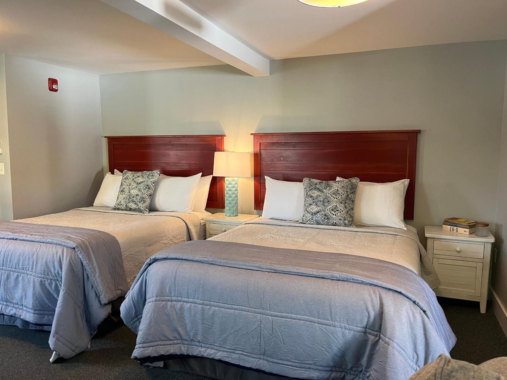 אוגונקוויט Abalonia Inn מראה חיצוני תמונה